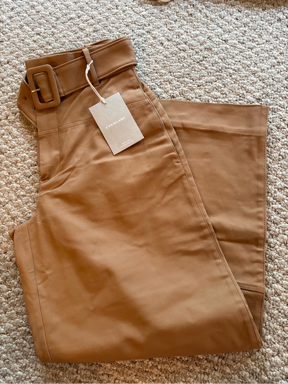 Everlane women’s Chino Pants with Matching Belt in Camel Tan